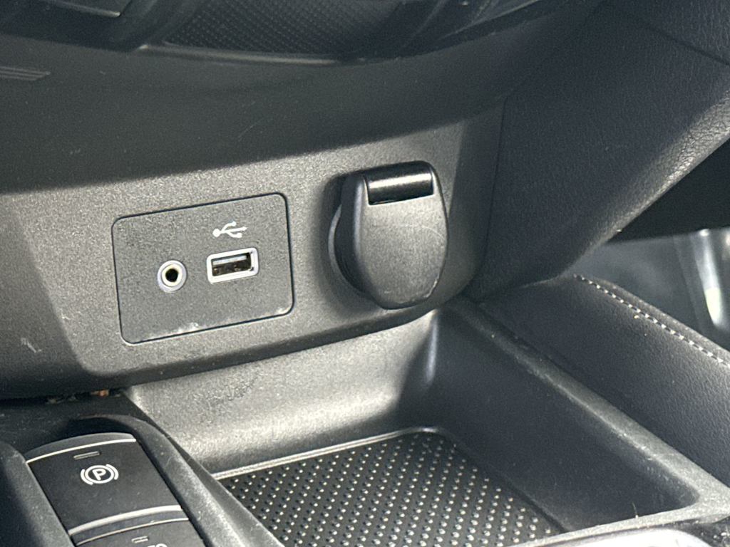 Thumbnail: 2020 Nissan Rogue Sport - 14