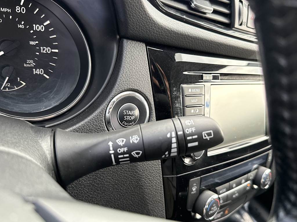 Thumbnail: 2020 Nissan Rogue Sport - 29