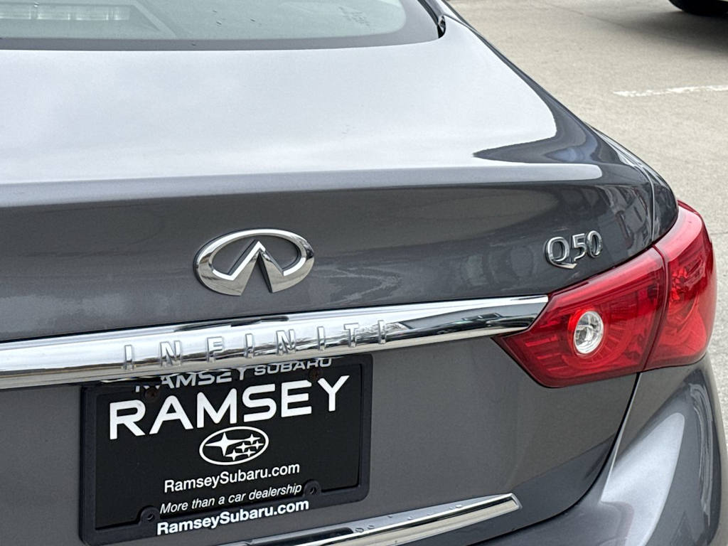 Thumbnail: 2014 INFINITI Q50 - 24