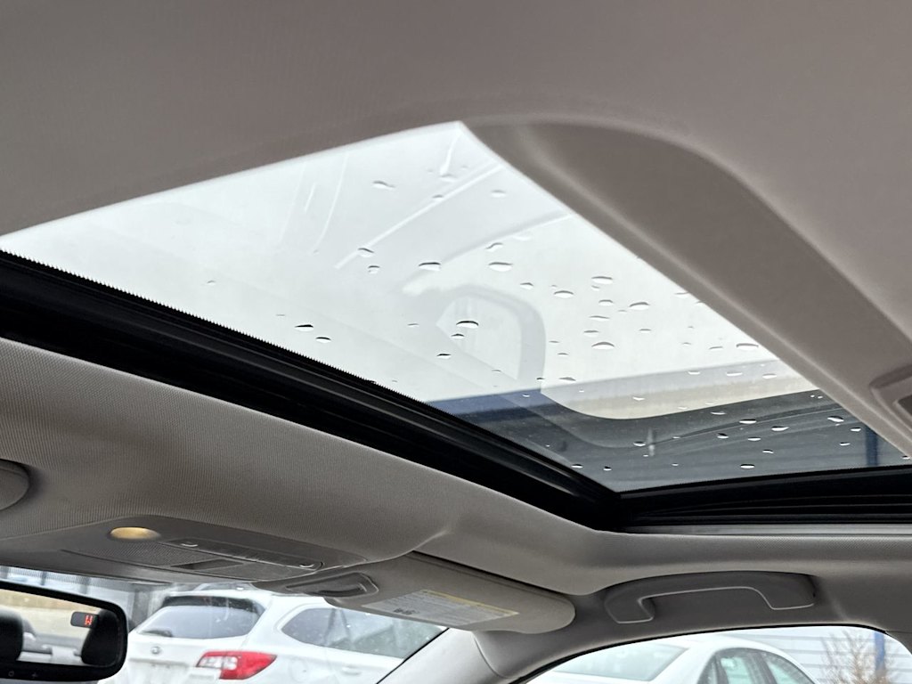 Thumbnail: 2014 INFINITI Q50 - 26