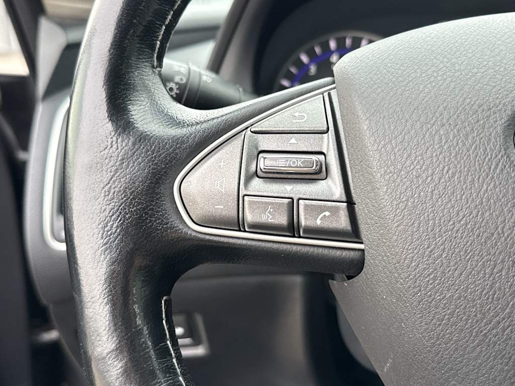 Thumbnail: 2014 INFINITI Q50 - 29