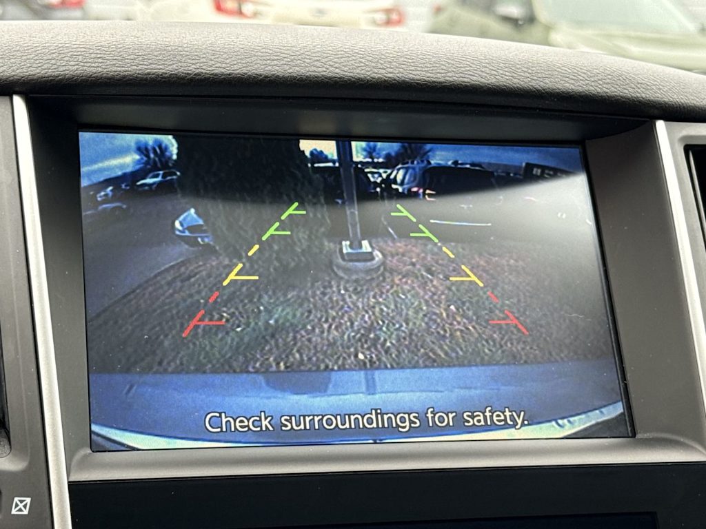 Thumbnail: 2014 INFINITI Q50 - 32