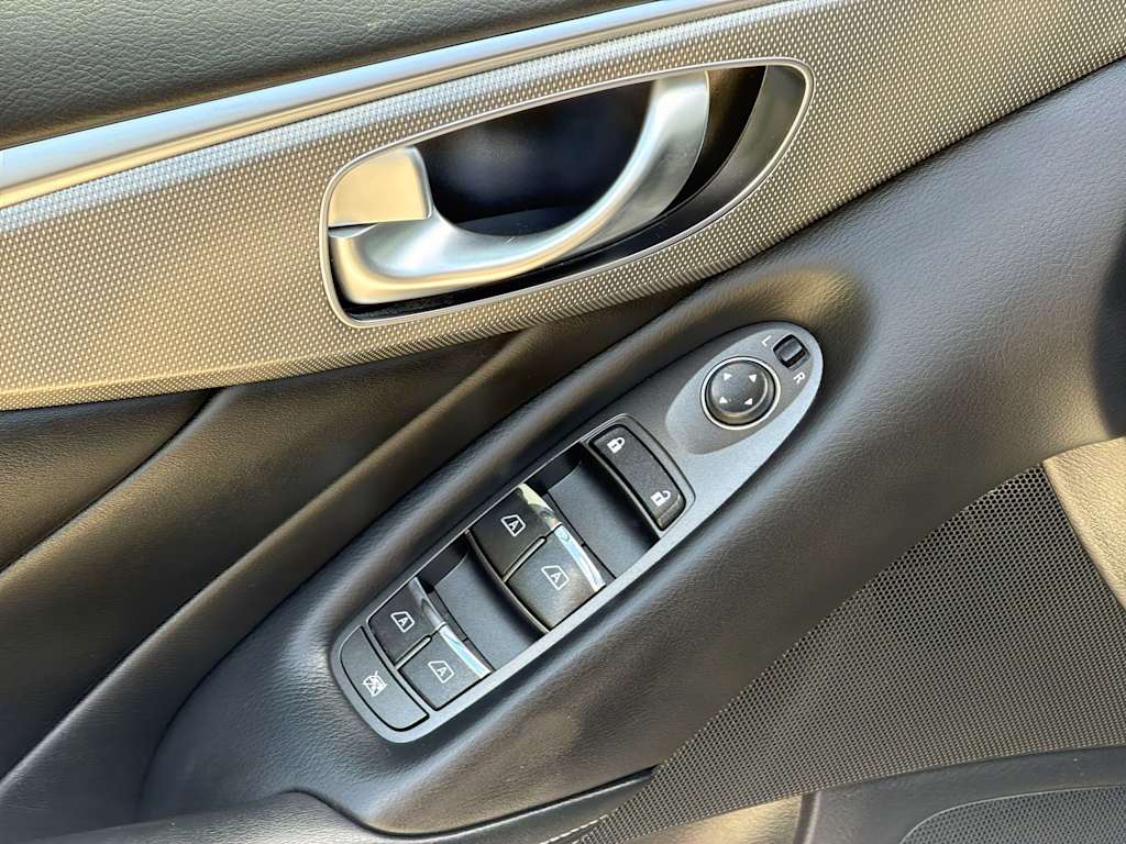 Thumbnail: 2018 INFINITI Q50 - 23