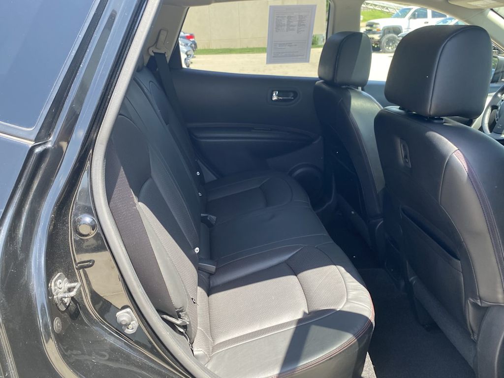 Thumbnail: 2009 Nissan Rogue - 27