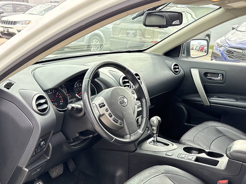 Thumbnail: 2012 Nissan Rogue - 2