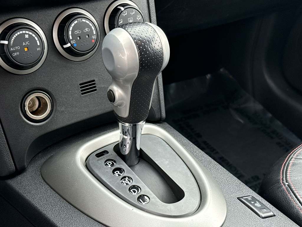 Thumbnail: 2012 Nissan Rogue - 15