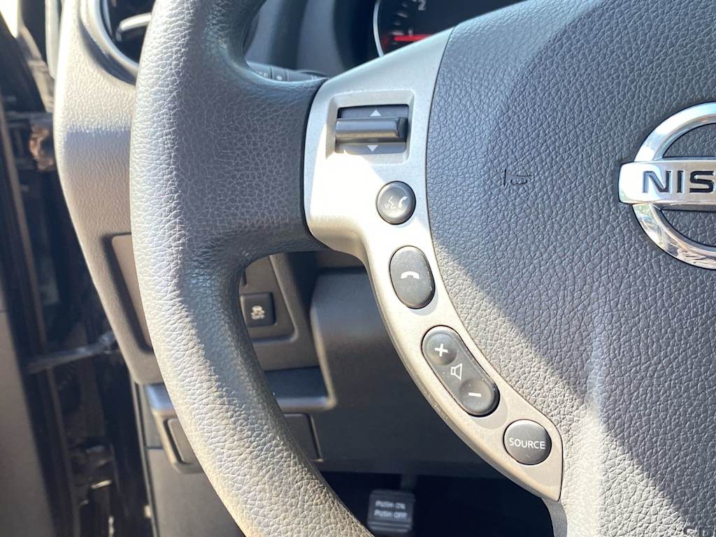 Thumbnail: 2015 Nissan Rogue - 27