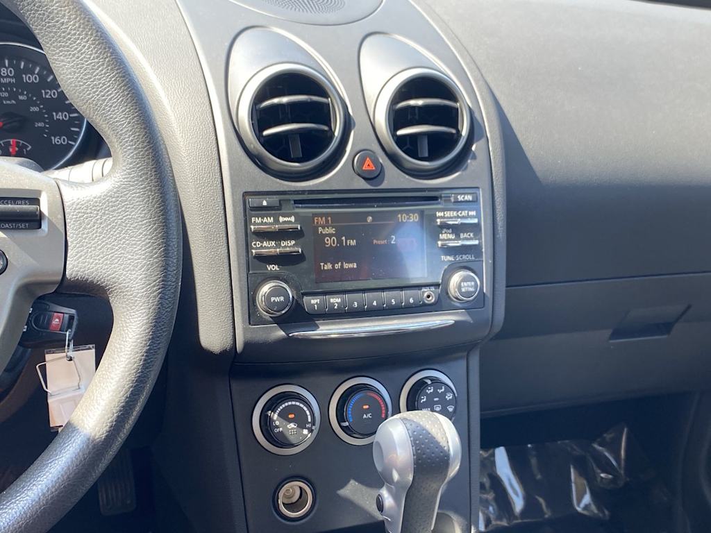 Thumbnail: 2015 Nissan Rogue - 14