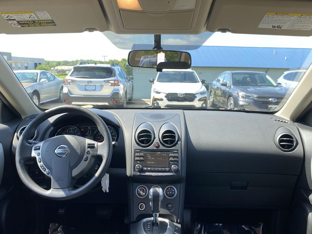 Thumbnail: 2015 Nissan Rogue - 9
