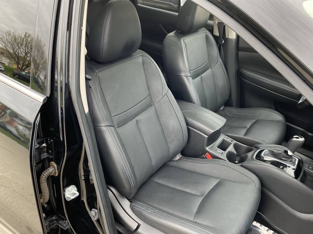 2018 Nissan Rogue SL 11