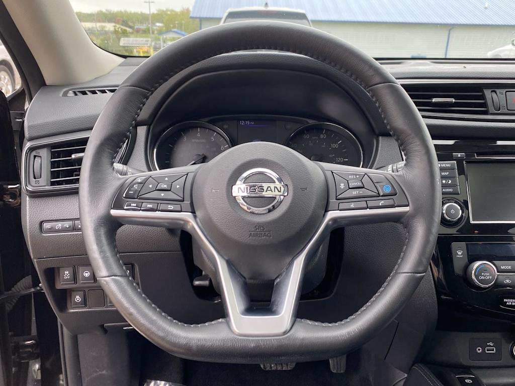 2018 Nissan Rogue SL 13