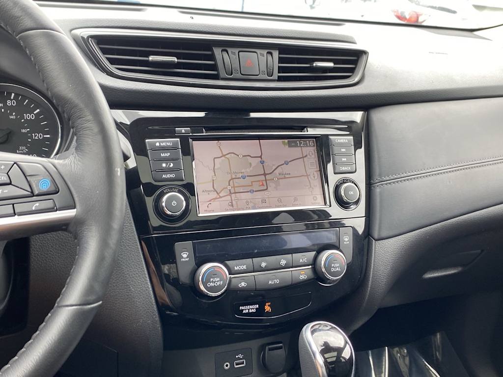 2018 Nissan Rogue SL 14