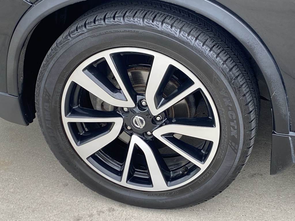 2018 Nissan Rogue SL 7