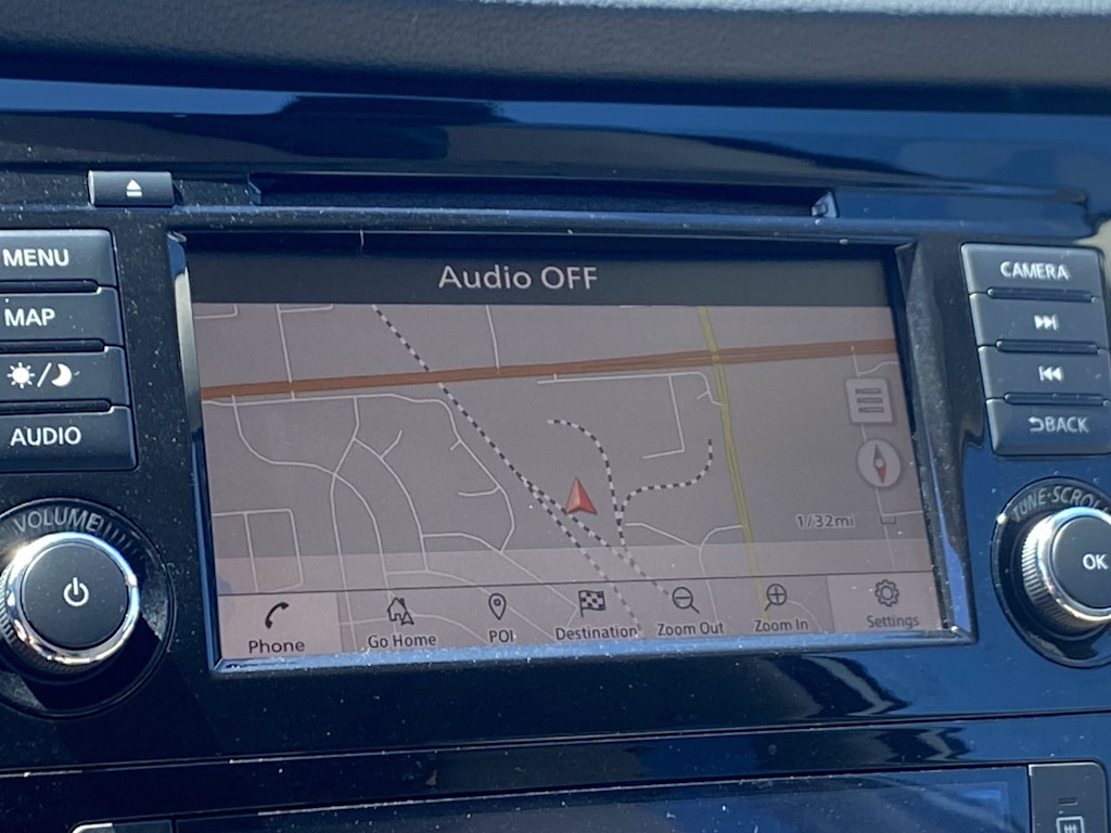 2018 Nissan Rogue SL 32