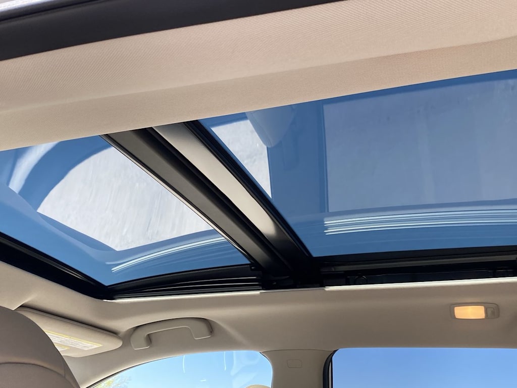 2018 Nissan Rogue SL 26