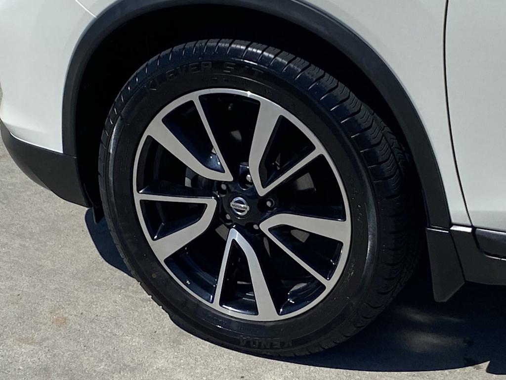 2018 Nissan Rogue SL 7