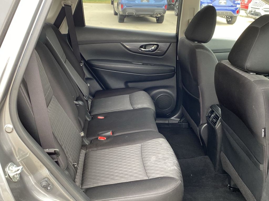 Thumbnail: 2020 Nissan Rogue - 26