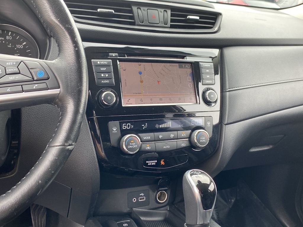 Thumbnail: 2020 Nissan Rogue - 13