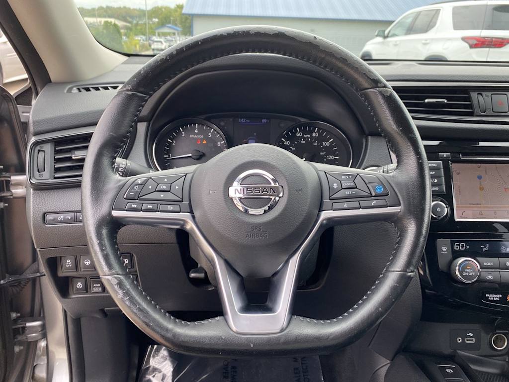 Thumbnail: 2020 Nissan Rogue - 12