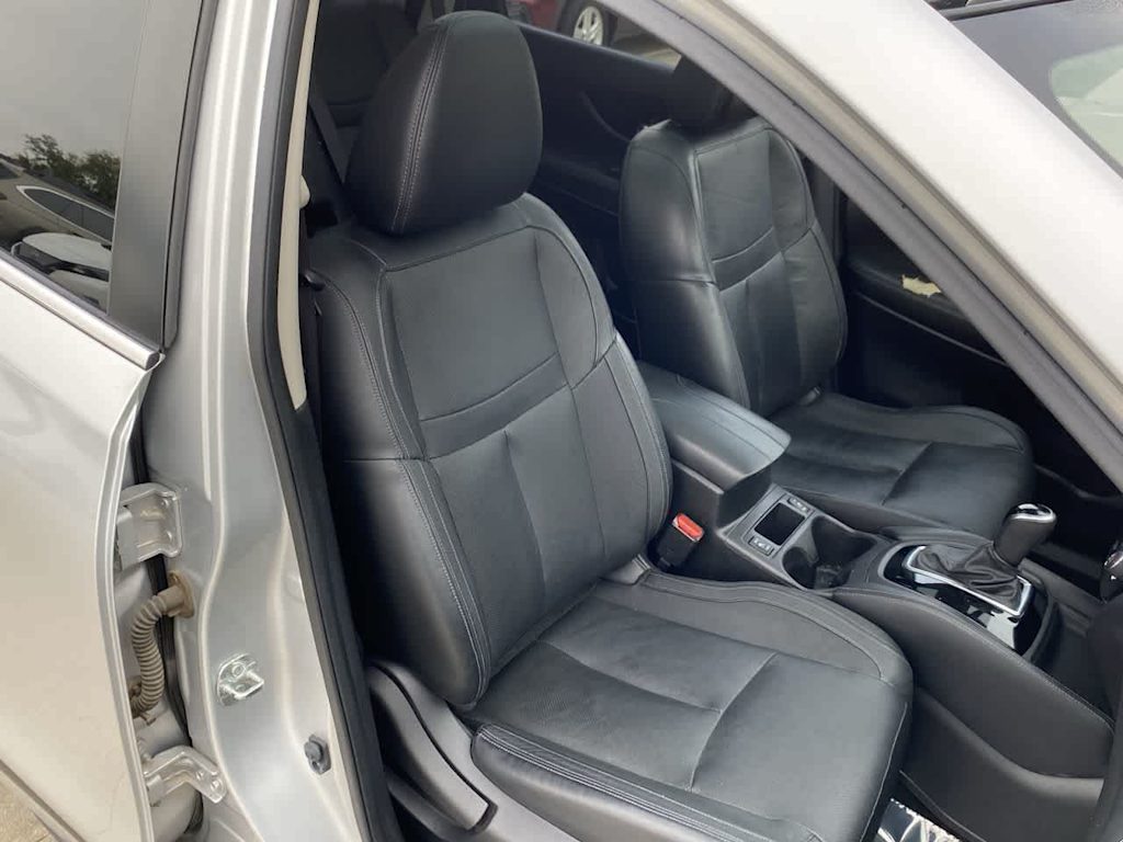 Thumbnail: 2017 Nissan Rogue - 11