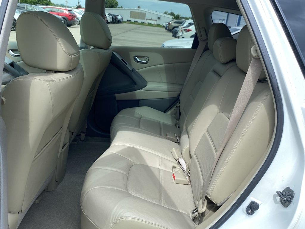 Thumbnail: 2014 Nissan Murano - 27