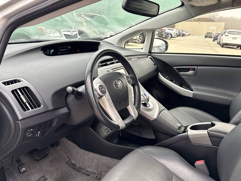 Thumbnail: 2014 Toyota Prius - 2