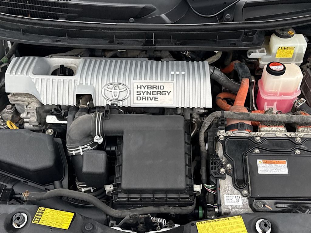 Thumbnail: 2014 Toyota Prius - 9