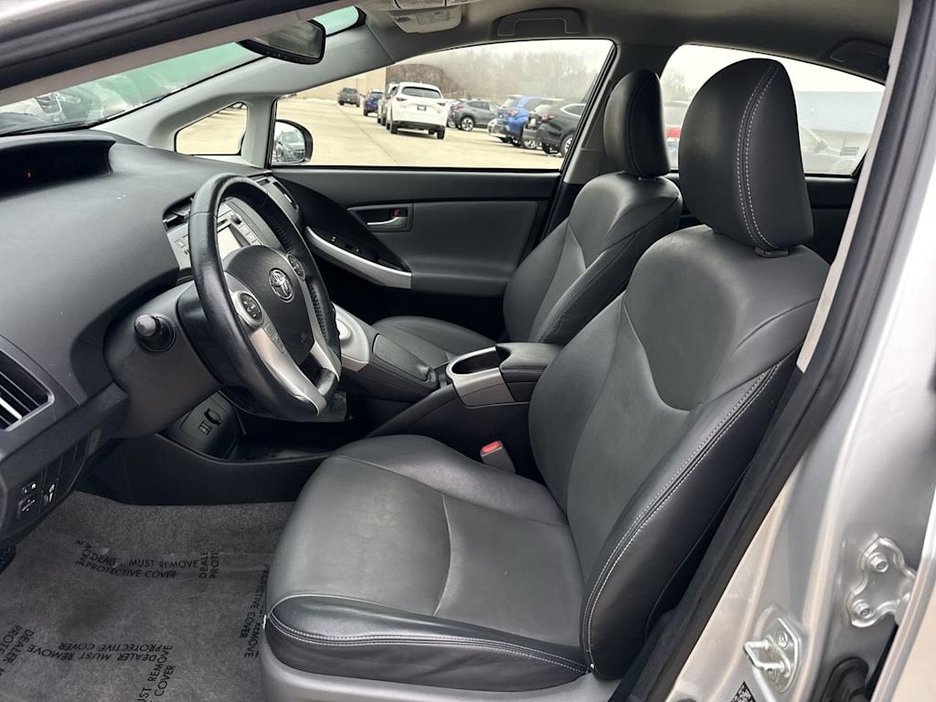 Thumbnail: 2014 Toyota Prius - 12