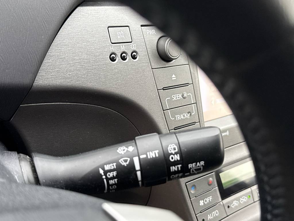 Thumbnail: 2014 Toyota Prius - 18