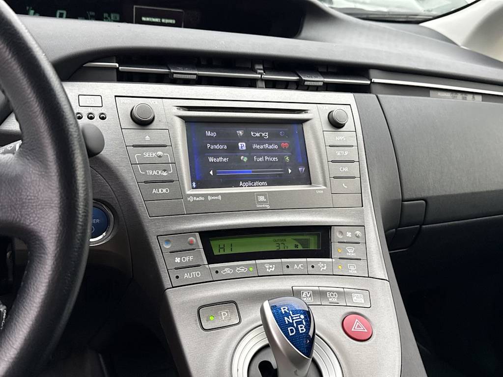 Thumbnail: 2014 Toyota Prius - 15