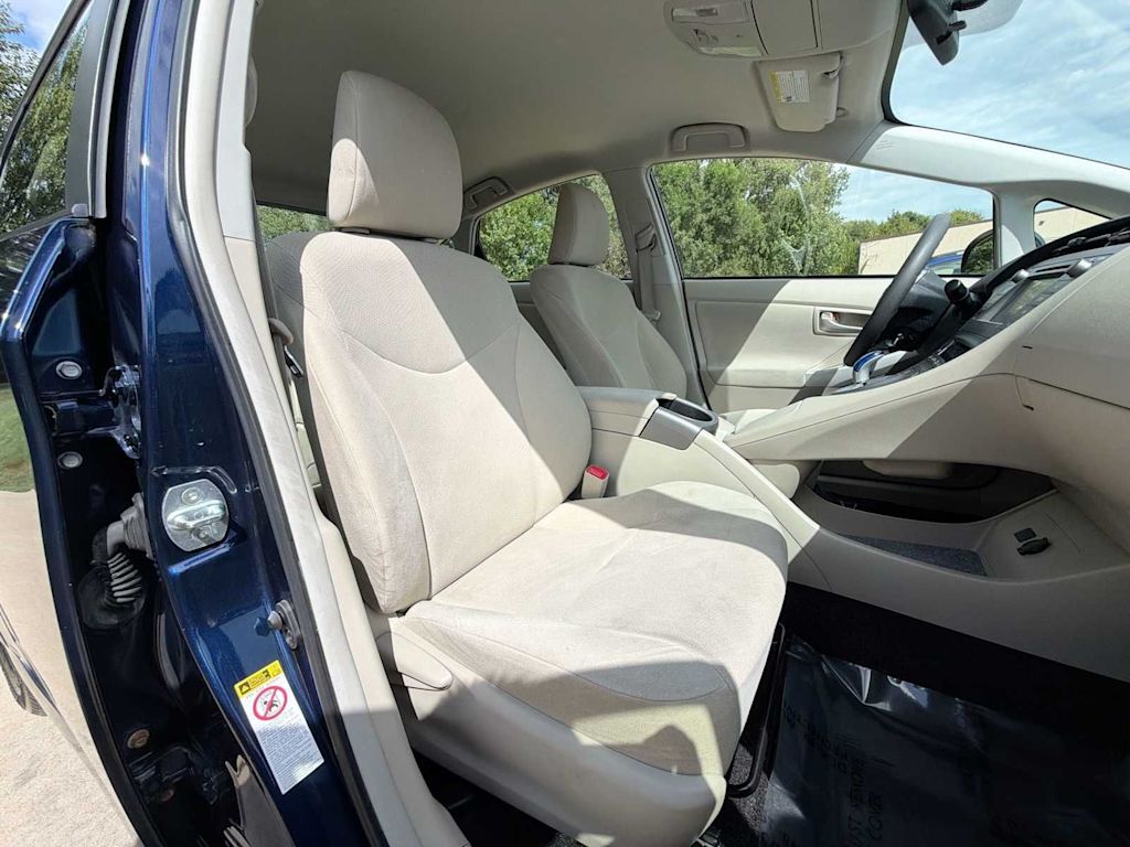 Thumbnail: 2012 Toyota Prius - 24