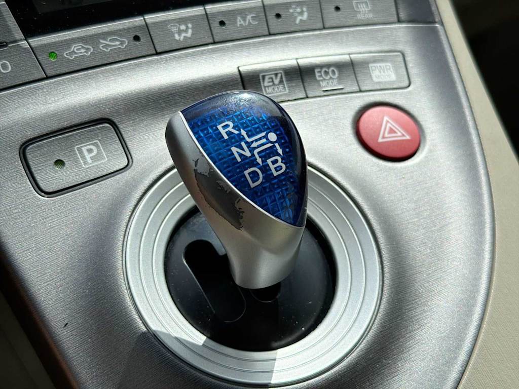 Thumbnail: 2012 Toyota Prius - 14