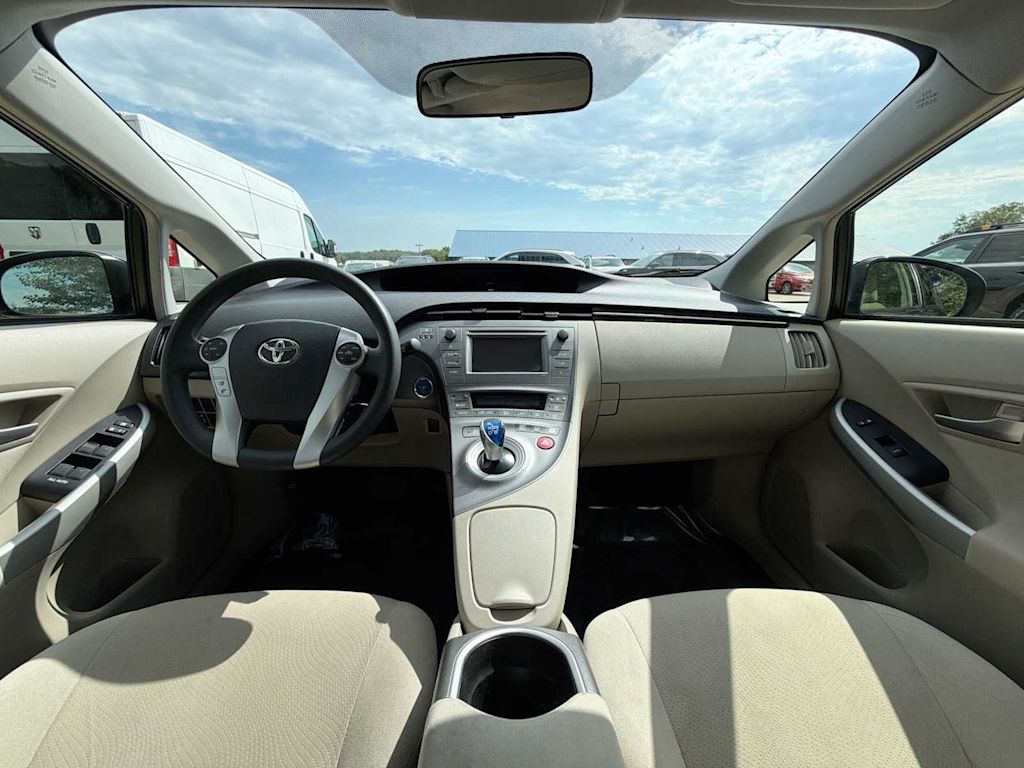 Thumbnail: 2012 Toyota Prius - 2