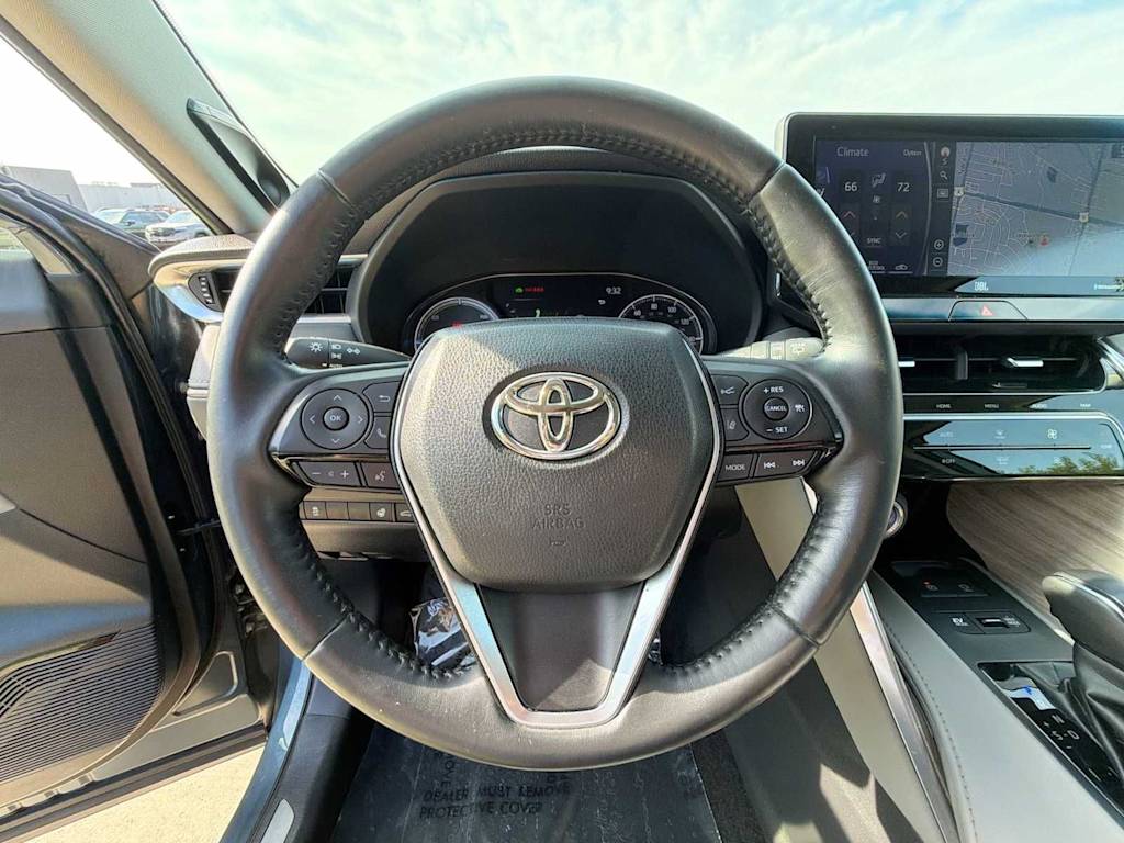 Thumbnail: 2021 Toyota Venza - 9