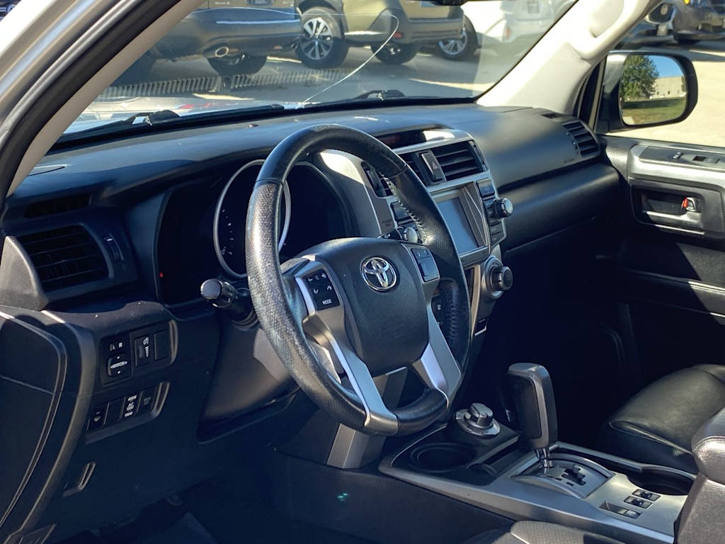 Thumbnail: 2011 Toyota 4Runner - 2