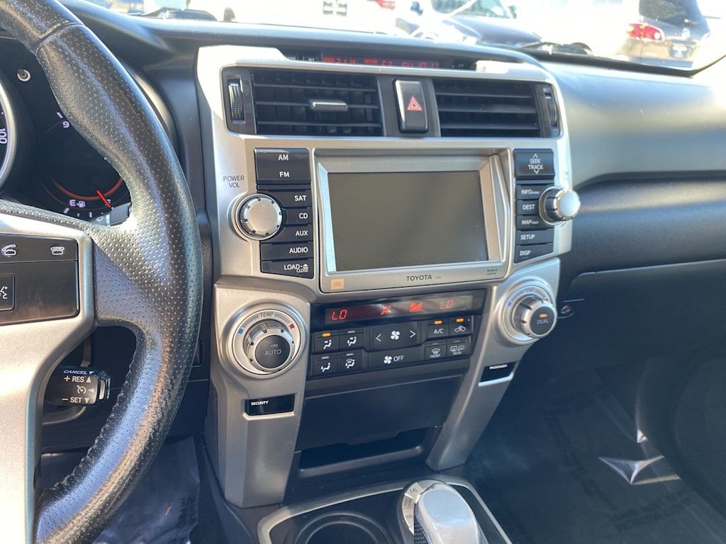 Thumbnail: 2011 Toyota 4Runner - 14