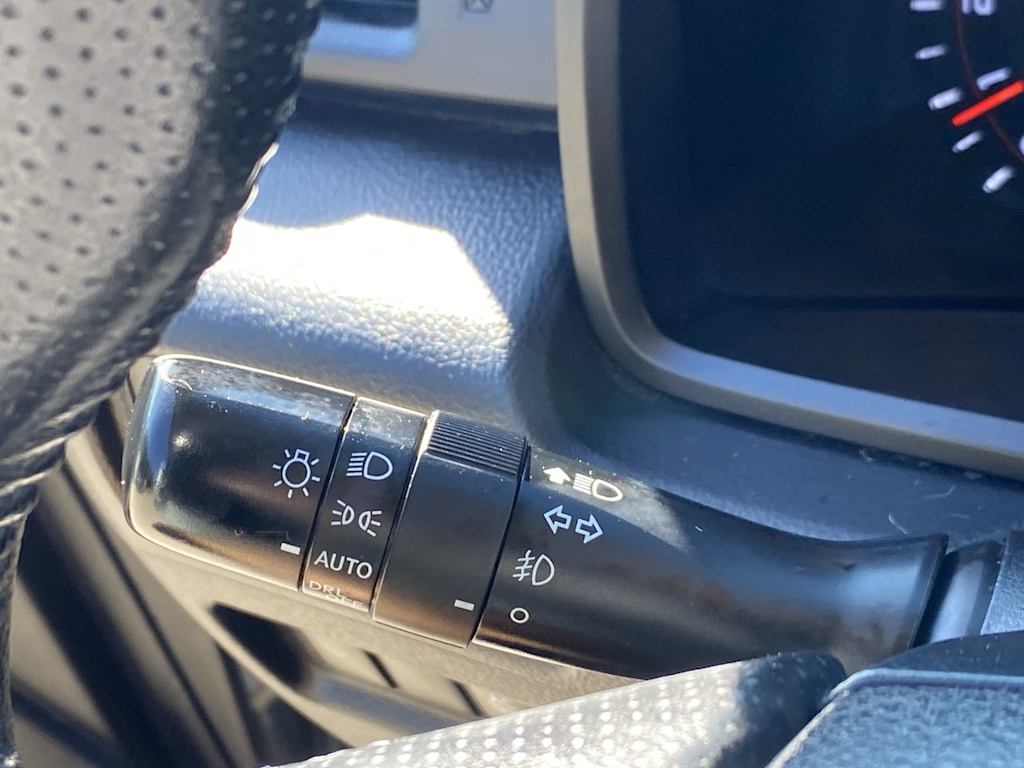 Thumbnail: 2011 Toyota 4Runner - 15