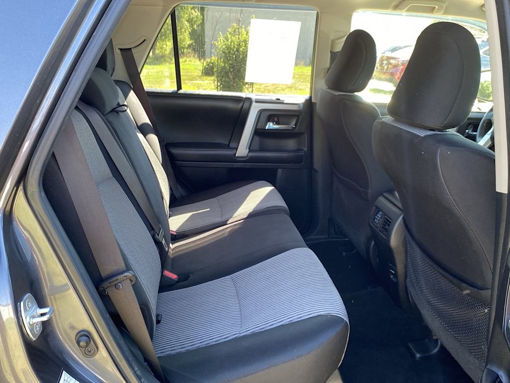 Thumbnail: 2016 Toyota 4Runner - 26