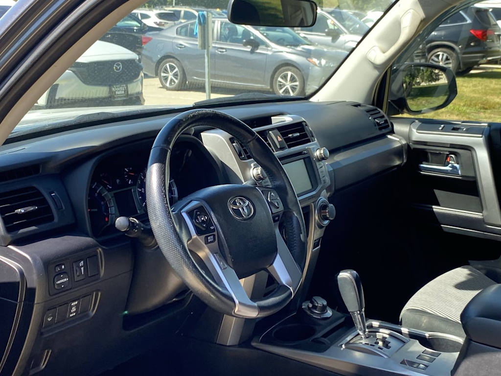 Thumbnail: 2016 Toyota 4Runner - 2