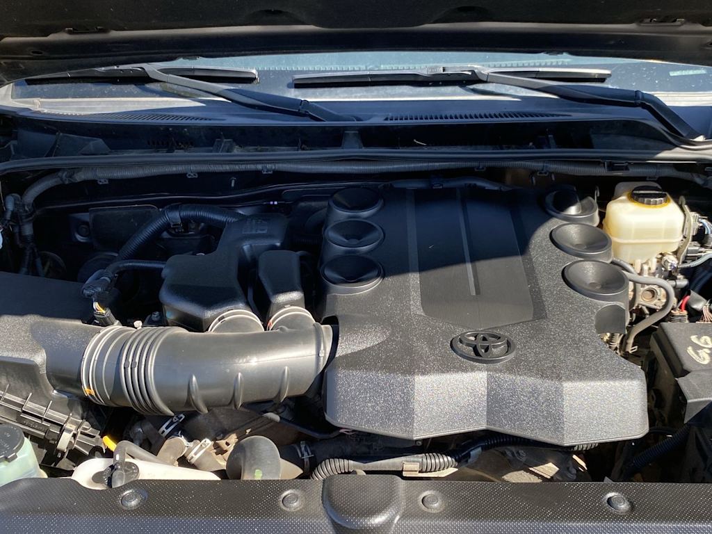 Thumbnail: 2016 Toyota 4Runner - 8