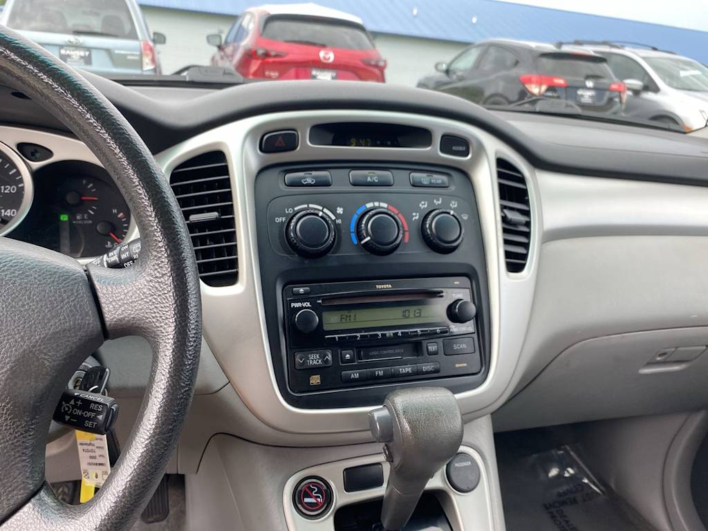 Thumbnail: 2005 Toyota Highlander - 14