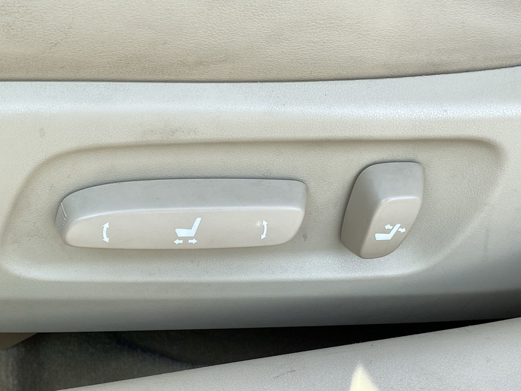 2010 Lexus ES 350 25