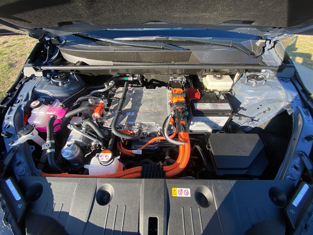 Thumbnail: 2026 Subaru Solterra - 9