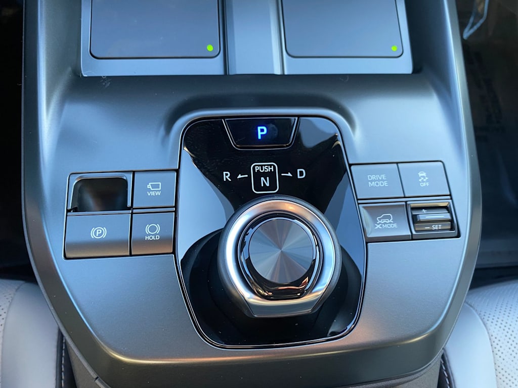 Thumbnail: 2026 Subaru Solterra - 33