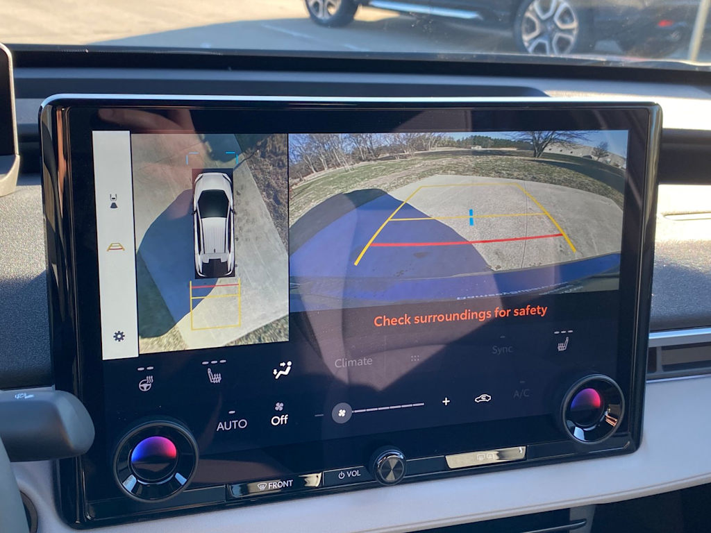 Thumbnail: 2026 Subaru Solterra - 31