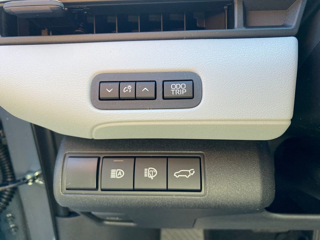 Thumbnail: 2026 Subaru Solterra - 22