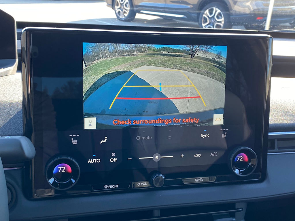 Thumbnail: 2026 Subaru Solterra - 31