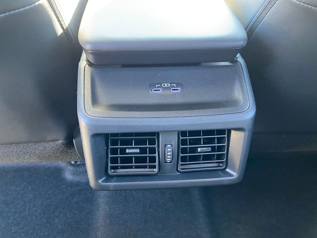 Thumbnail: 2026 Subaru Solterra - 24