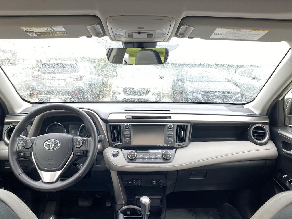 Thumbnail: 2016 Toyota RAV4 - 8
