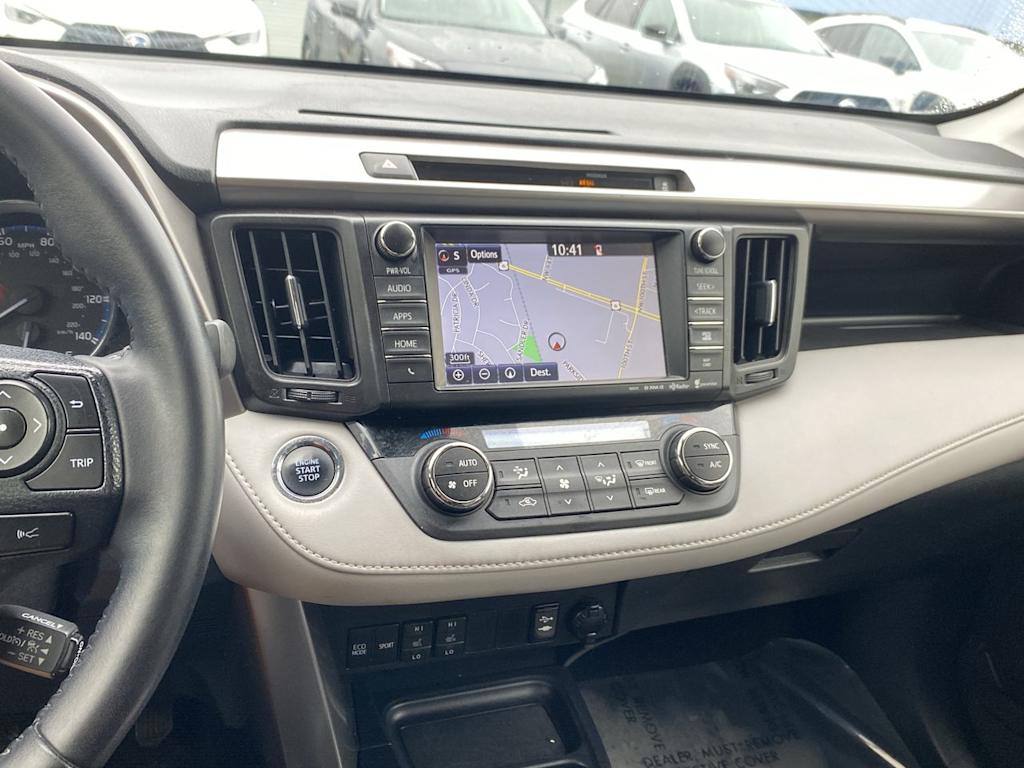 Thumbnail: 2016 Toyota RAV4 - 13